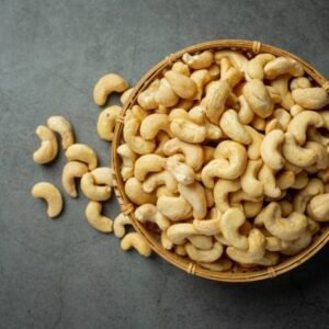 Premium Whole Natural Cashew Nuts W320 Grade (Kaju) - 500g